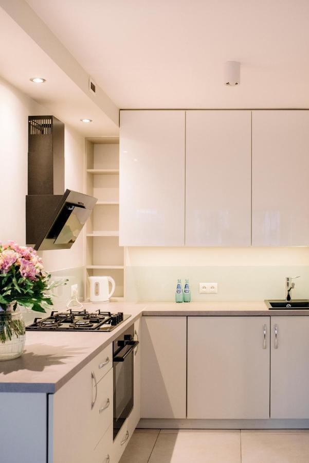 Apartment Apartel Metro Wierzbno *